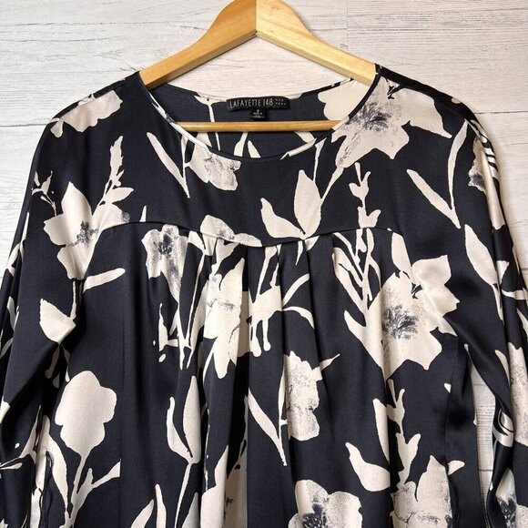 Lafayette 148 New York Blouse Womens SZ 6 Black & White Floral 100% Silk Natural - Picture 10 of 16